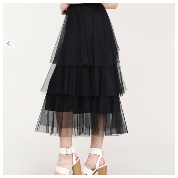 Fabulous Asymmetrical layered hem tulle skirt - Picture 2 of 3